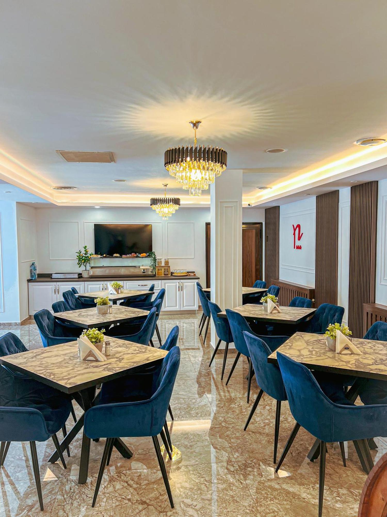 Hotel Neon Тімішоара Екстер'єр фото