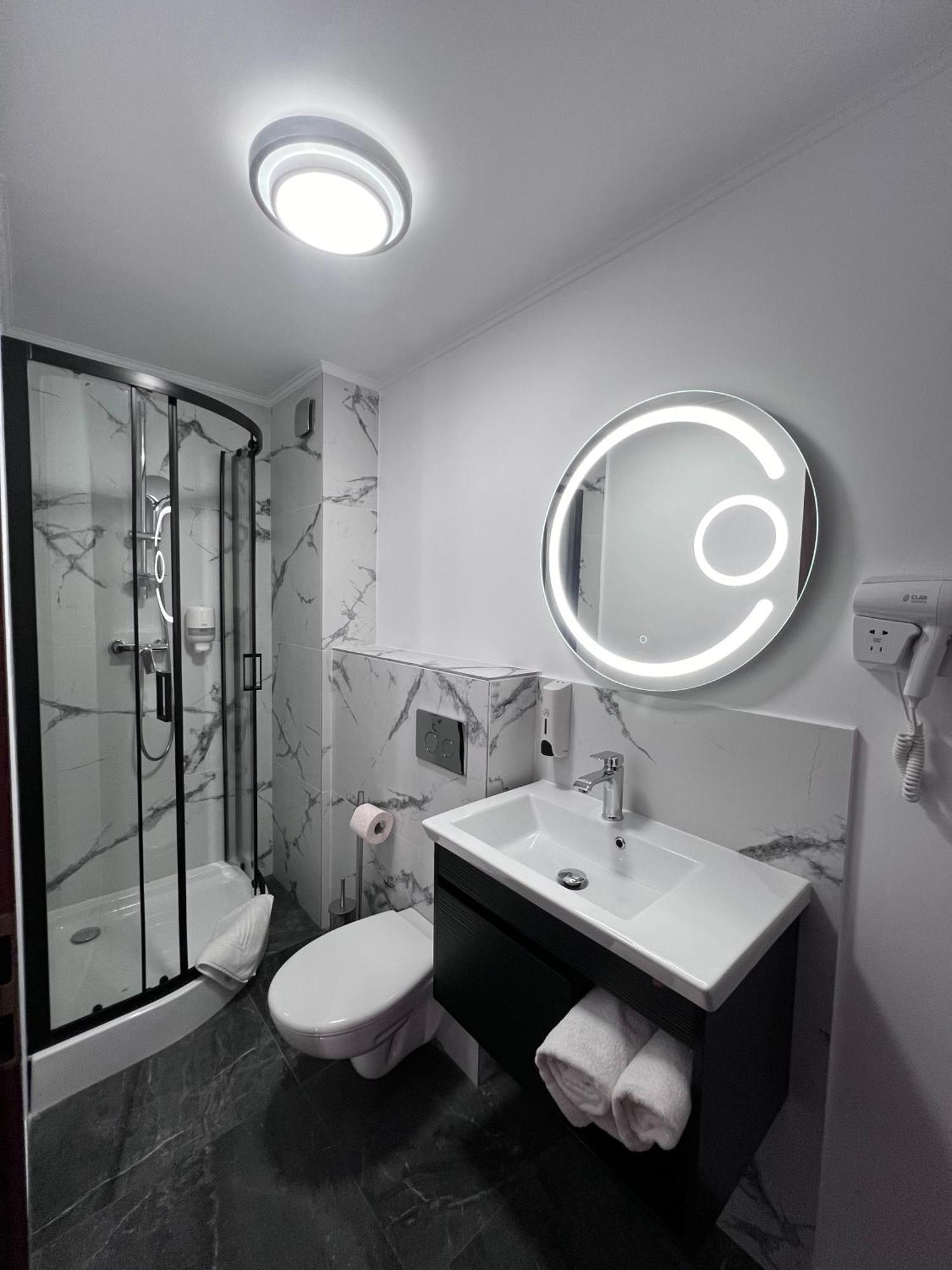 Hotel Neon Тімішоара Екстер'єр фото